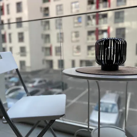公寓 Apartment